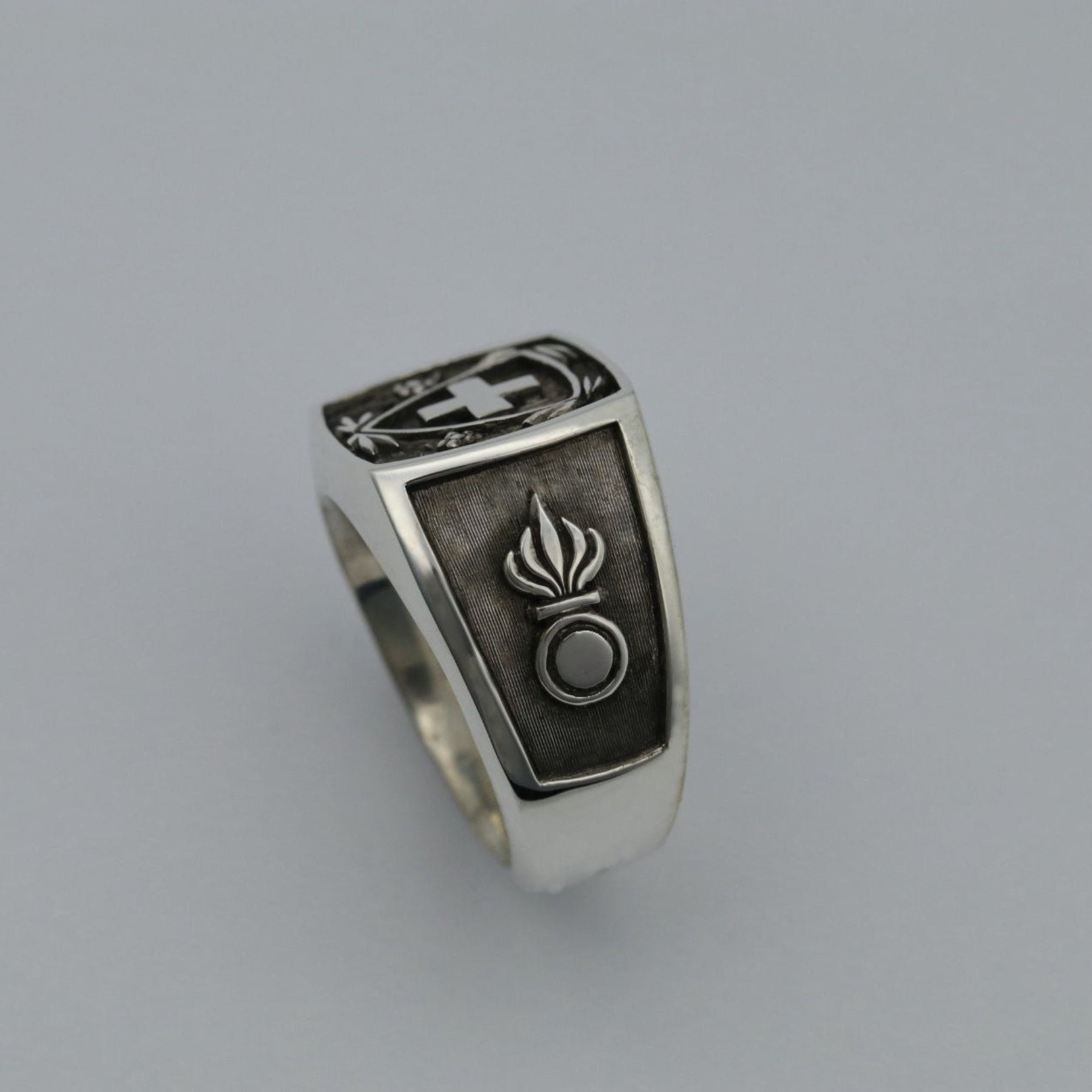 Artillerie - Chevalière d'Officier en argent