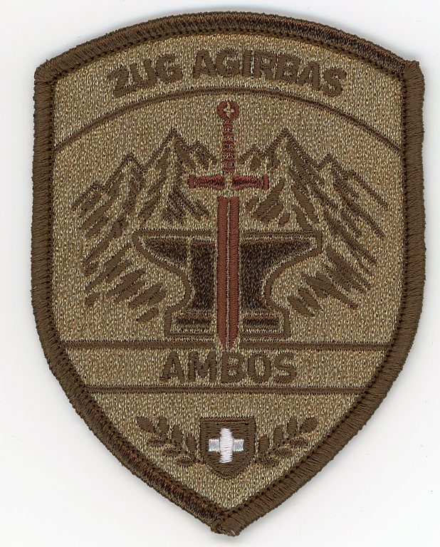 Badge brodé personnalisé réalisé pour une section de l’armée suisse