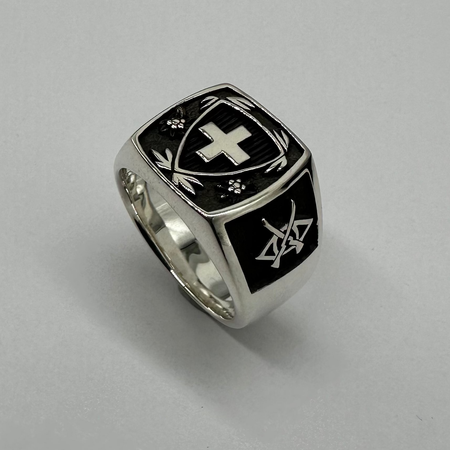 Soldat de sûreté - Chevalière d'Officier en argent