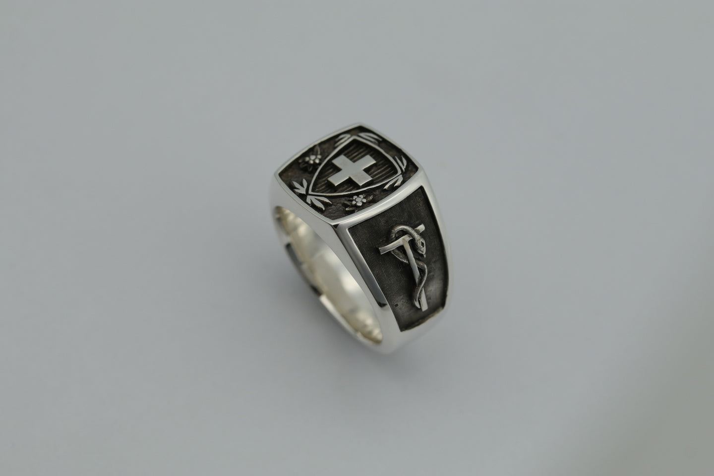 Sanitaire - Chevalière d'Officier en argent