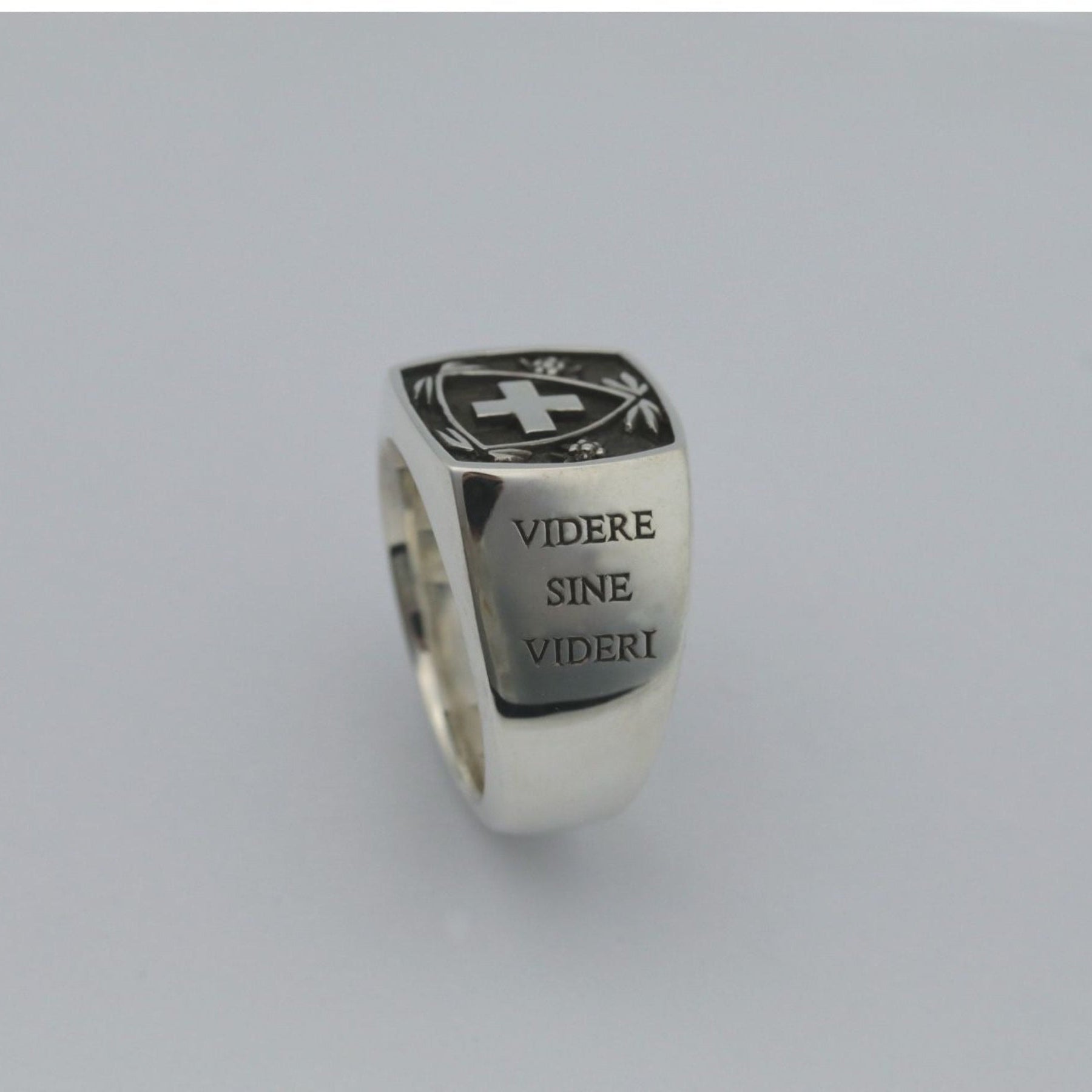 Explorateur - Chevalière d'Officier en argent