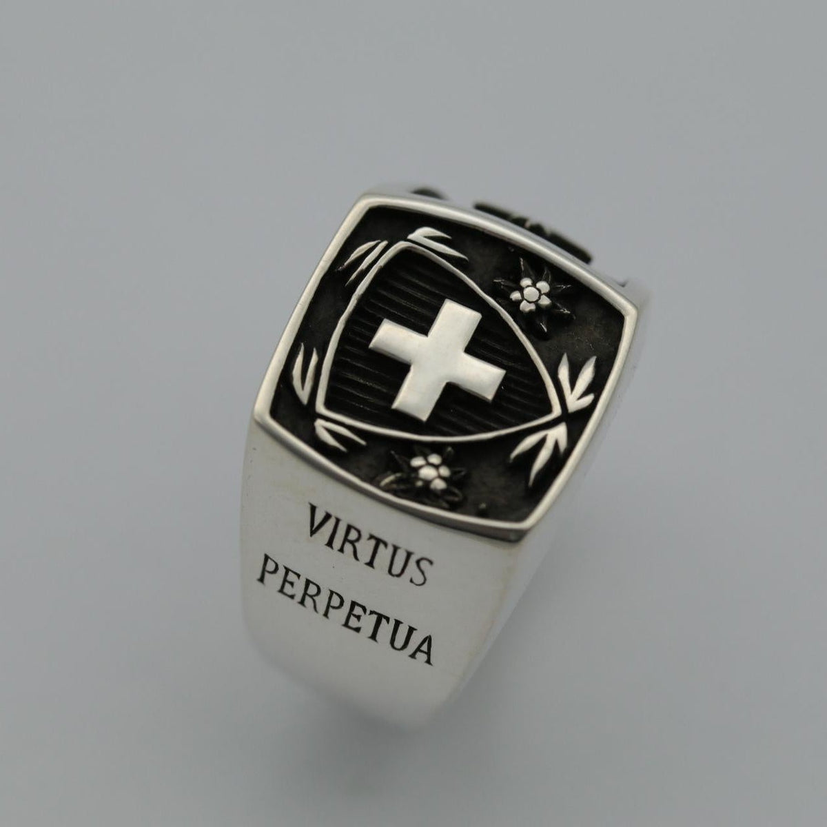 Infanterie - Chevalière d'Officier en argent